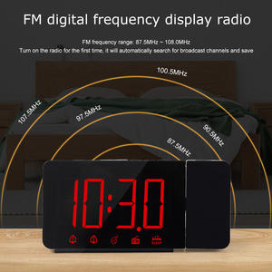 Réveil à projection LED <span class=keywords><strong>Montre</strong></span> de table Horloges électroniques de bureau Réveil USB Radio FM Projecteur de temps Réveil numérique Snooze - Product Image 3