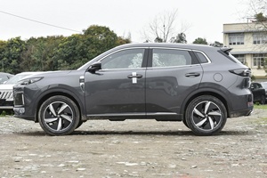 Changan CS55 2026 en Stock, SUV Compacto de Gasolina, 1.5T 192 CV L4, 5 Puertas, 5 Plazas, Autos Nuevos a la Venta - Product Image 5