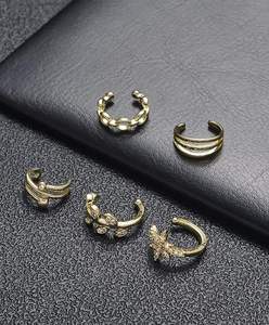 10 paires de boucles <span class=keywords><strong>d</strong></span>'oreilles en acier inoxydable, clip <span class=keywords><strong>d</strong></span>'<span class=keywords><strong>oreille</strong></span> hélix, cartilage, enveloppant, faux anneau de nez, non-perçant, réglable - Product Image 4