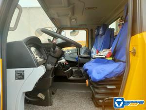 Camión grúa móvil usado oficial XCMG de 180 toneladas QY180K5C en stock - Product Image 5