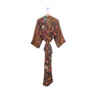Kimono de retazos de seda japonés Vintage elegante para mujer, ropa de dormir para el hogar y batas de fiesta en la playa, para la temporada de verano y primavera - Product Image 1