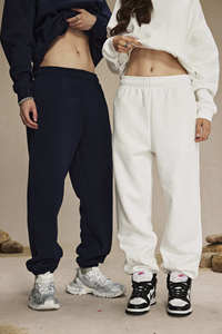 Pantalones unisex personalizados de 400g con forro polar, cálidos, gruesos, con puños, estilo streetwear, para invierno, joggers para hombre. - Product Image 4