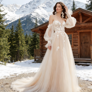 Abito da sposa leggero stile boho taglie forti |   Abito Vintage in Pizzo con Spalle Scoperte per Fotografie all'Aperto e Matrimoni Semplici - Product Image 2