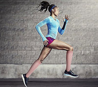 Chaussettes de course Compports Chaussettes de sport de soutien de la circulation Logo personnalisé 20-30mmHg Chaussettes de compression de cyclisme athlétique