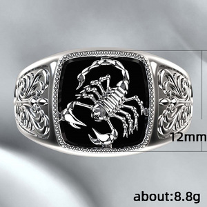 Anello da donna a forma di scorpione con motivo raffinato, fascia con smalto nero, elegante ornamento per la mano - Product Image 5