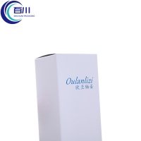 Crea una innovadora caja de embalaje cosmético plegable de alta calidad y ecológica para viales, botellas, aceites esenciales y productos de perfume.