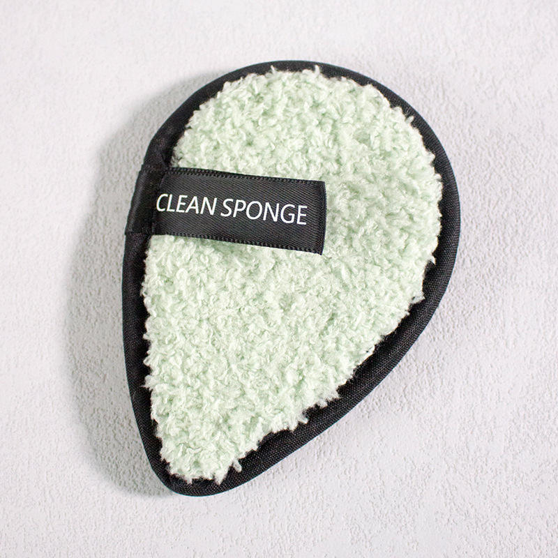 Light green water drop makeup remover cotton puff 1 piece