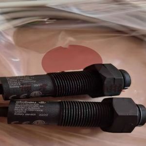 Interrupteur magnétique 114v62 à réponse rapide en stock - Product Image 1