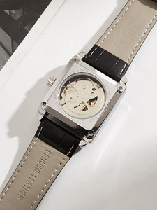 Reloj Mecánico de Lujo con Correa de Cuero de 24 mm, Personalizable con Marca Propia, Movimiento Automático, Resistente al Agua 3ATM, Diseño Hueco - Product Image 3