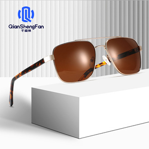 Qsf 2025 cao cấp thời trang củ<span class=keywords><strong>a</strong></span> phụ nữ Kính mát khung kim loại với vòng bên trong đ<span class=keywords><strong>a</strong></span> năng phân cực du lịch Kem chống nắng - Product Image 1