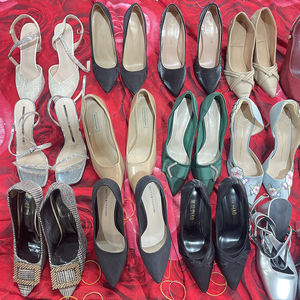 Дешевые Подержанные туфли брендовые бутиковые женские туфли на высоком каблуке Подержанные туфли в тюках для продажи в Кении - Product Image 2
