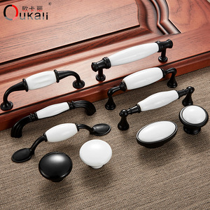 Poignées de meuble en céramique Oukali, noir et blanc, style européen moderne, pour armoire, cave à vin, meubles. - Product Image 1