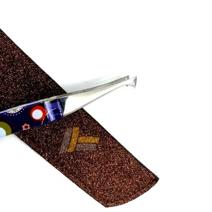Pince à sourcils à pointe inclinée professionnelle en acier inoxydable de marque privée logo personnalisé revêtement de papier écologique durable - Product Image 2