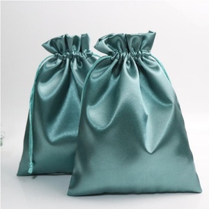 Bolsa para el pelo con bolsillo para ropa interior, forrada de satén, elegante, pequeña, para guardar accesorios, con cierre de cordón, ecológica, 20x30cm, regalo - Product Image 2