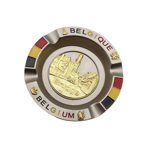Recuerdo de Cenicero de metal belga personalizado con diseño emblemático de Brujas y Bruselas para turistas y coleccionistas - Product Image 3