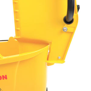 2L औद्योगिक वाणिज्यिक सफाई पीले प्लास्टिक की मोप बाल्टी रिंगर पहियों के साथ - Product Image 6