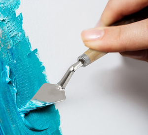 Spatola a punta con manico in legno - Product Image 2