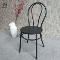 Chaises de salle à manger de style rétro, de fabrication artisanale, avec dossier rond en métal, de luxe