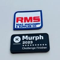 Patch élégant en PVC et caoutchouc imprimé 2D pour chaussettes, avec support thermocollant et auto-adhésif, détail sophistiqué