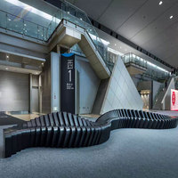 Banco Moderno Curvo en Forma de S de Fibra de Vidrio, Muebles de Exterior Personalizados para Uso en Parques y Entradas