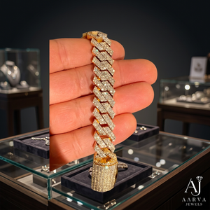 สร้อยข้อมือคิวบันลิงค์แบบ Iced Out ประดับมุกน้ำจืดและมอสซาไนต์ ชุบทองคำขาว/ทองคำ บนเงินแท้ 925 เครื่องประดับฮิปฮอปสำหรับงานปาร์ตี้หรือเป็นของขวัญ - Product Image 1