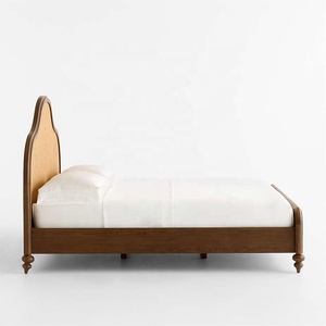 Cabecera Arqueada Moderna de Lujo para Cama King Size, Estructura de Madera Sólida con Inserciones de Mimbre, para Proyectos de Hoteles y Villas, Fabricante OEM/ODM - Product Image 4