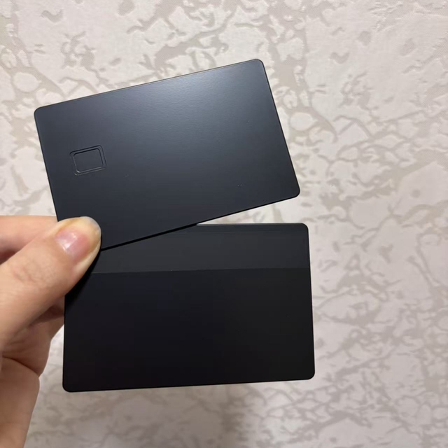 Wholesale Metal Credit Card With Magnetic Stripe Blank Black Matt EMV Chip Slot Metal Card for Engraving Gravure Printing