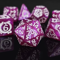 Ensemble de 7 dés polyédriques en acrylique avec motif perle violette, boîte à dés écologique et durable pour les campagnes D&D 5e et les sessions de jeu de rôle