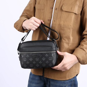 Borsa a <span class=keywords><strong>tracolla</strong></span> in <span class=keywords><strong>pelle</strong></span> sintetica da <span class=keywords><strong>uomo</strong></span> alla moda per borsa a <span class=keywords><strong>tracolla</strong></span> Casual - Product Image 3