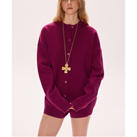 Pull décontracté multicolore de style minimaliste pour femmes ensemble en tricot haut et short ample confortable pour l'automne respirant