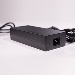 12 वी 10 ए इलेक्ट्रिक चार्जर के साथ ओप प्रोटेक्शन मोबिलिटी स्कूटर और लीड एसिड बैटरी चार्जर - Product Image 4