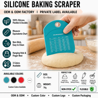 Grattoir à farine en silicone personnalisé avec logo, coupe-pâtisserie multifonctionnel antidérapant, écologique, avec trou de suspension, fournitures de pâtisserie OEM ODM
