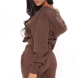 Sweat à capuche oversize zippé pour femme en molleton 100% coton French Terry, coupe courte, couleur unie, hiver 2025, logo frontal - Product Image 3