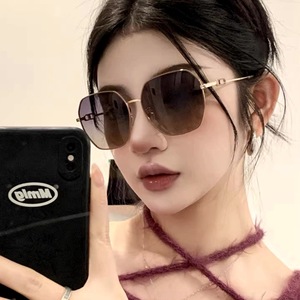 Lunettes de soleil pour femmes, rectangulaires, monture intégrale, polarisées, UV400, protection solaire tendance, adulte 2025 - Product Image 1