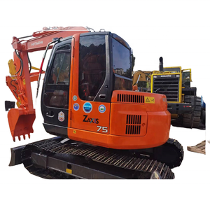 Miniexcavadora sobre orugas Hitachi 7,5 T ZX75 de alta calidad ZAXIS 75 excavadora usada bajas horas de trabajo EPA CE motor Precio venta - Product Image 1