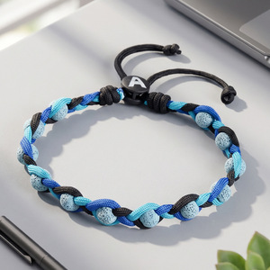 Correa Ajustable para Perro de Paracord con Cuentas de Piedra Volcánica, Diseño Geométrico, Simple y Elegante, Accesorio para Mascotas, Origen Yiwu - Product Image 1