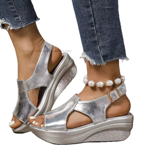 Sandales compensées grandes tailles pour femmes, nouvelle collection été, plateforme évidée à semelle épaisse, style romain européen et américain, vente en gros en stock - Product Image 5