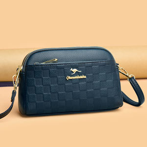 Sac à bandoulière tendance et décontracté pour femmes. Il est fabriqué en matériau PU à motifs géométriques. Convient à un usage quotidien.2883 - Product Image 5