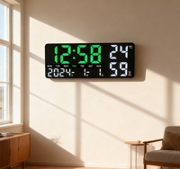 Horloge murale LED rectangulaire silencieuse à grand écran avec télécommande électronique, 4 niveaux de luminosité, prix compétitif, pour usage domestique