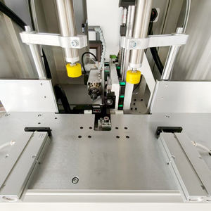 WEIKE CNC collegamento ad angolo profilo in alluminio CNC fresatura macchina per attrezzature porta finestra in alluminio - Product Image 3