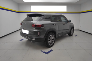 Auto Usado, SUV Híbrido Ligero de 48V con Bajo Kilometraje y ADAS L2, Geely ICON 2020 1.5TD DCT I9 BSG - Product Image 3
