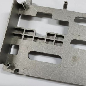Traitement par sablage et grenaillage de pointe pour le traitement de surface des pièces métalliques, personnalisation disponible - Product Image 1