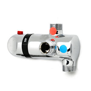 Mezclador termostático para caldera de tipo ligero con válvulas rojas y azules, accesorio de plomería con acabado cromado - Product Image 1