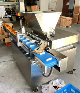 Máquina Automática para Rellenar Panecillos al Vapor, Máquina para Rellenar con Crema, Máquina para Rellenar Croissants y Donuts - Product Image 1
