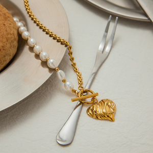 Collar de perlas de agua dulce con colgante de corazón de oro, joyería elegante de acero inoxidable para mujer, accesorio de moda - Product Image 3