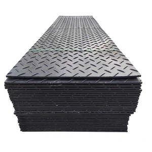 Jaulas para cerdos antideslizantes y lo suficientemente duras para evitar que los cerdos las roan. Tapete de protección contra roer - Product Image 5