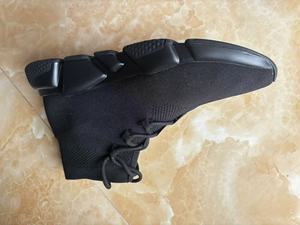 Thiết Kế Người Đàn Ông Của Ren-up Vớ Giày Unisex Sang Trọng Cao <span class=keywords><strong>Top</strong></span> Sneakers Bán Buôn Thời Trang Thương Hiệu Dệt Kim Sneakers Mềm Lưới Cho Phụ Nữ - Product Image 5