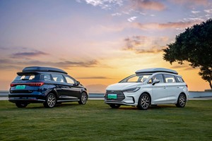 BYD Song MAX ใหม่ รถยนต์พลังงานใหม่แบบอเนกประสงค์ขนาดกะทัดรัด DM-i ปลั๊กอินไฮบริด 6-7 ที่นั่ง พวงมาลัยซ้าย รถยนต์พลังงานใหม่ - Product Image 1