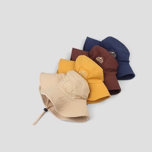 หมวกบักเก็ตทรงชาวประมงลำลองป้องกันแสงแดดฤดูร้อน ยูนิเซ็กซ์ ผ้าฝ้าย 100% สไตล์ญี่ปุ่น ตกแต่งด้วยผ้าปะติดปะต่อ เหมาะสำหรับตั้งแคมป์และเดินป่า - Product Image 3