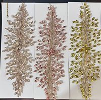 Nouvelles Robes de Mariée Uniques avec Bijoux Feuille Rouge, Appliques 3D en Strass et Branches de Fil Perlé en Strass